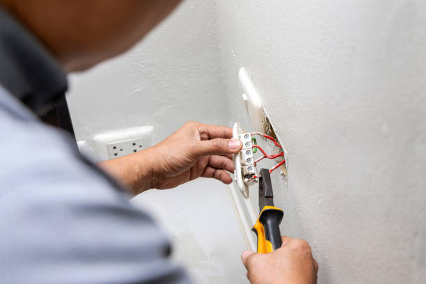 Best Electrician Near Me  in Cuyahoga Falls, OH
